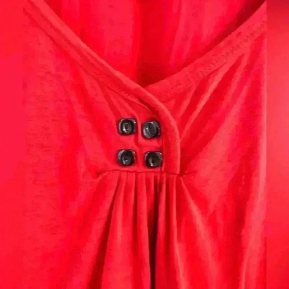 Dolce & Gabbana Cap Sleeve Tee Shirt with Button Detail - Size XL - Picture 4 of 6